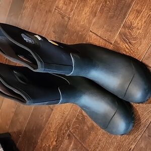 New Bogs Waterproof Sky High Farm Worker Men's Boots Black, Size 13